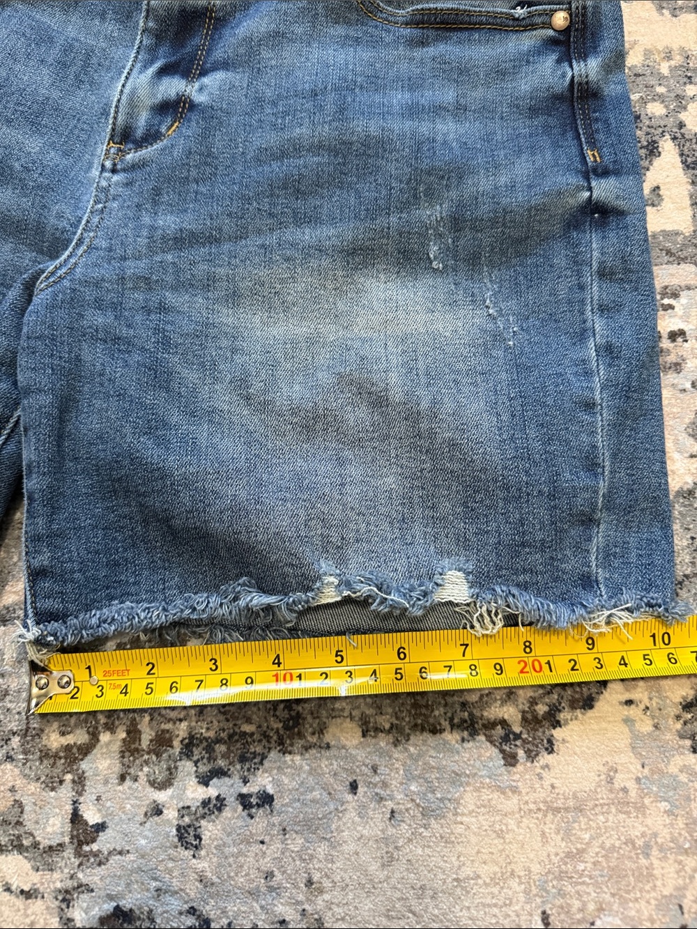 Judy Blue Medium Blue Distressed Frayed Hem Jean Shorts - Picture 6 of 9